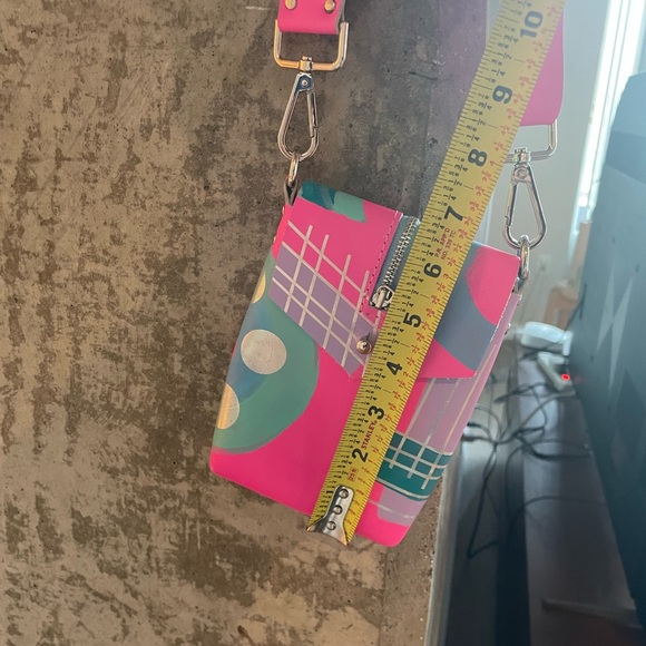 Cute crossbody neon pink bag - Picture 5 of 7